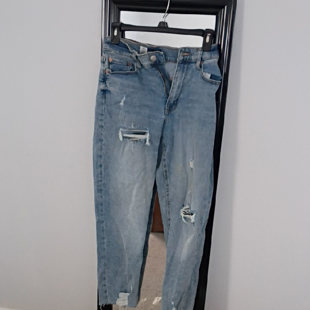 Aeropostale Women's Light Blue Distressed Jeans